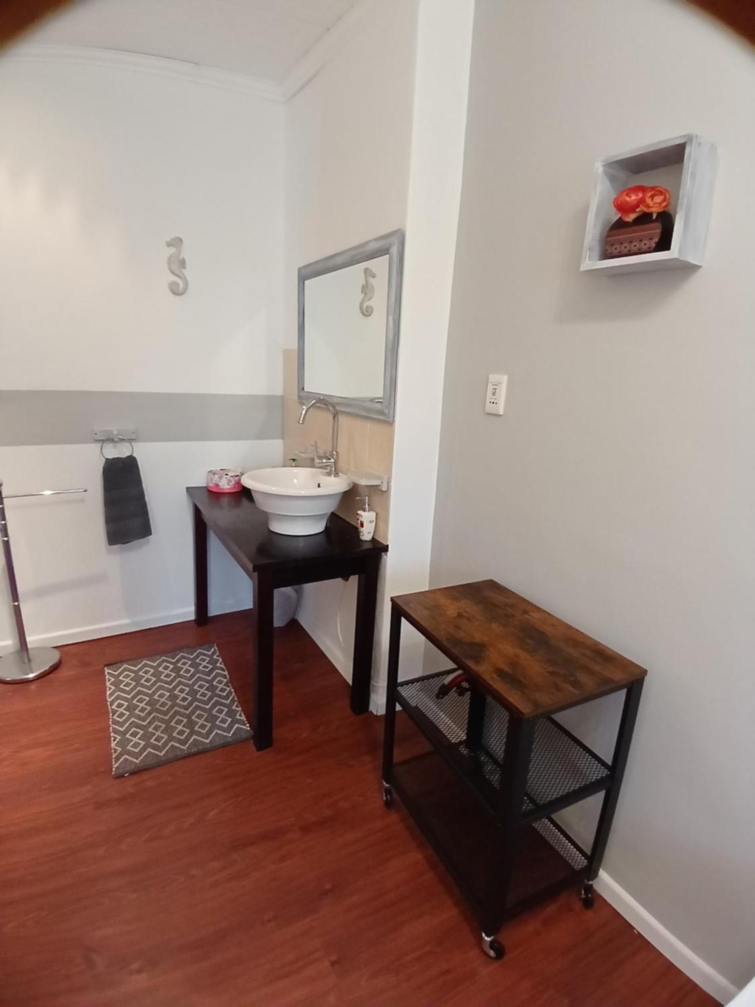 Ons Stee Bed And Breakfast Wellington Exteriör bild
