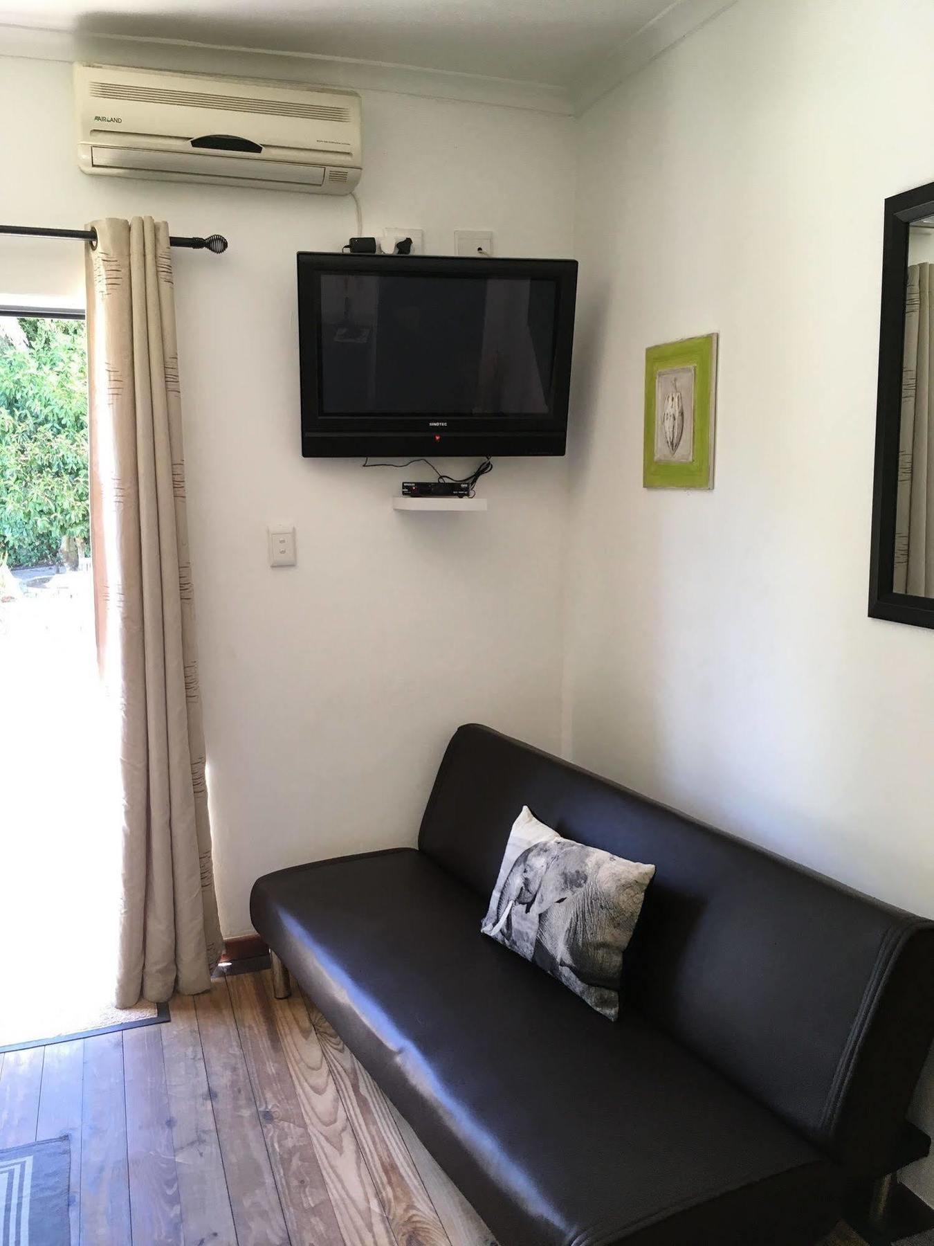 Ons Stee Bed And Breakfast Wellington Exteriör bild